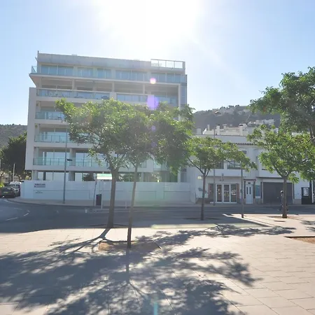 Rnet - Cap Vespre Ρόζες